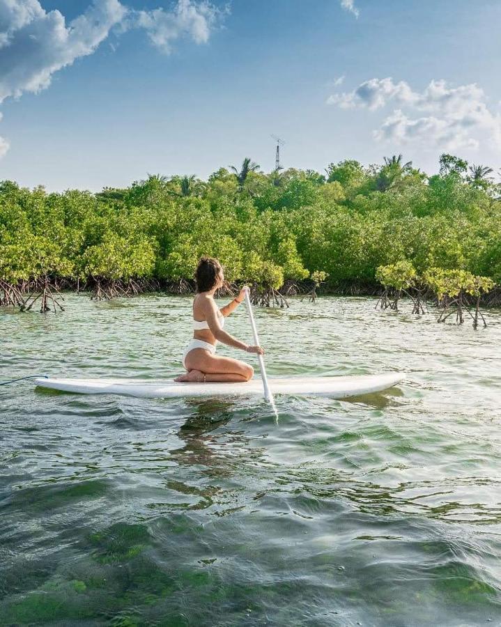 Mangroove Bay Boutique Hostel Banyuwedang Bagian luar foto