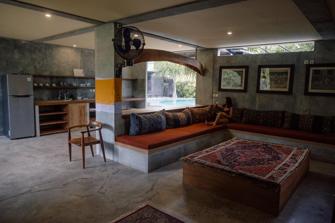 Mangroove Bay Boutique Hostel Banyuwedang Bagian luar foto