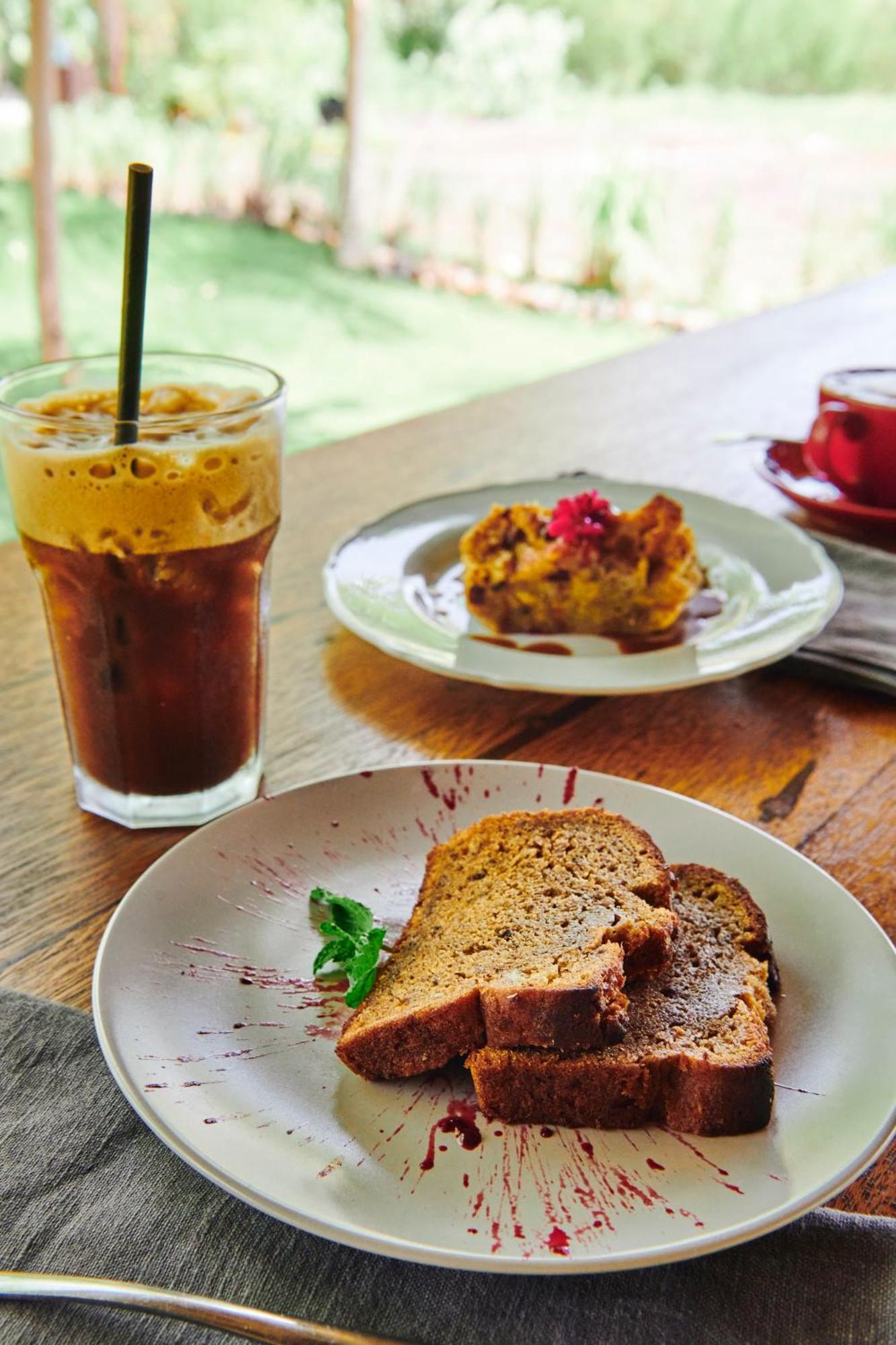 Mangroove Bay Boutique Hostel Banyuwedang Bagian luar foto