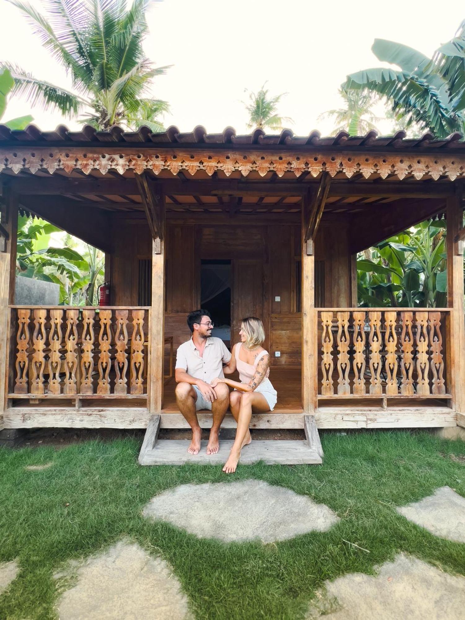 Mangroove Bay Boutique Hostel Banyuwedang Bagian luar foto